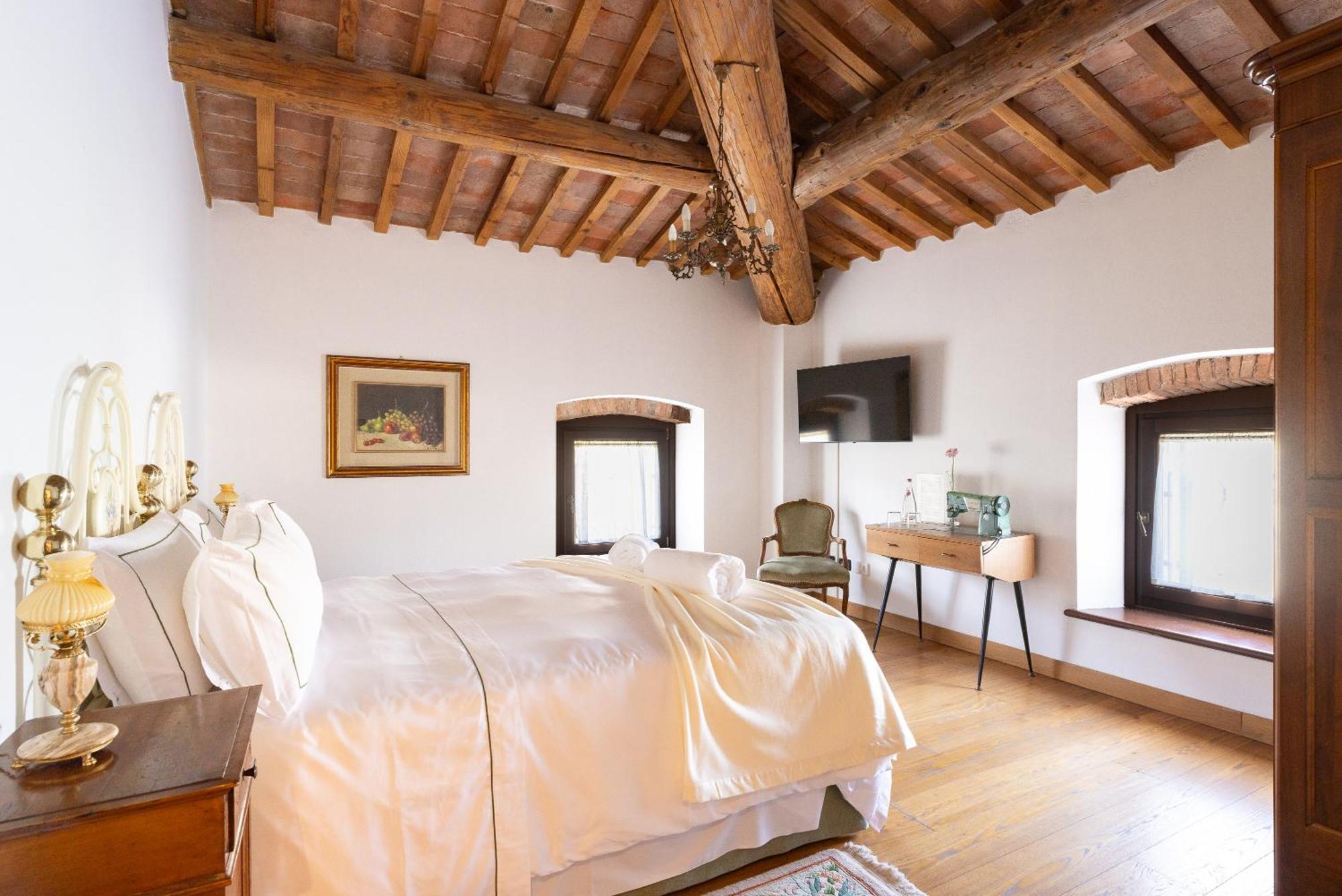 Verdeolivo 1876 - Apartments & Pool Mezzane di Sotto Экстерьер фото