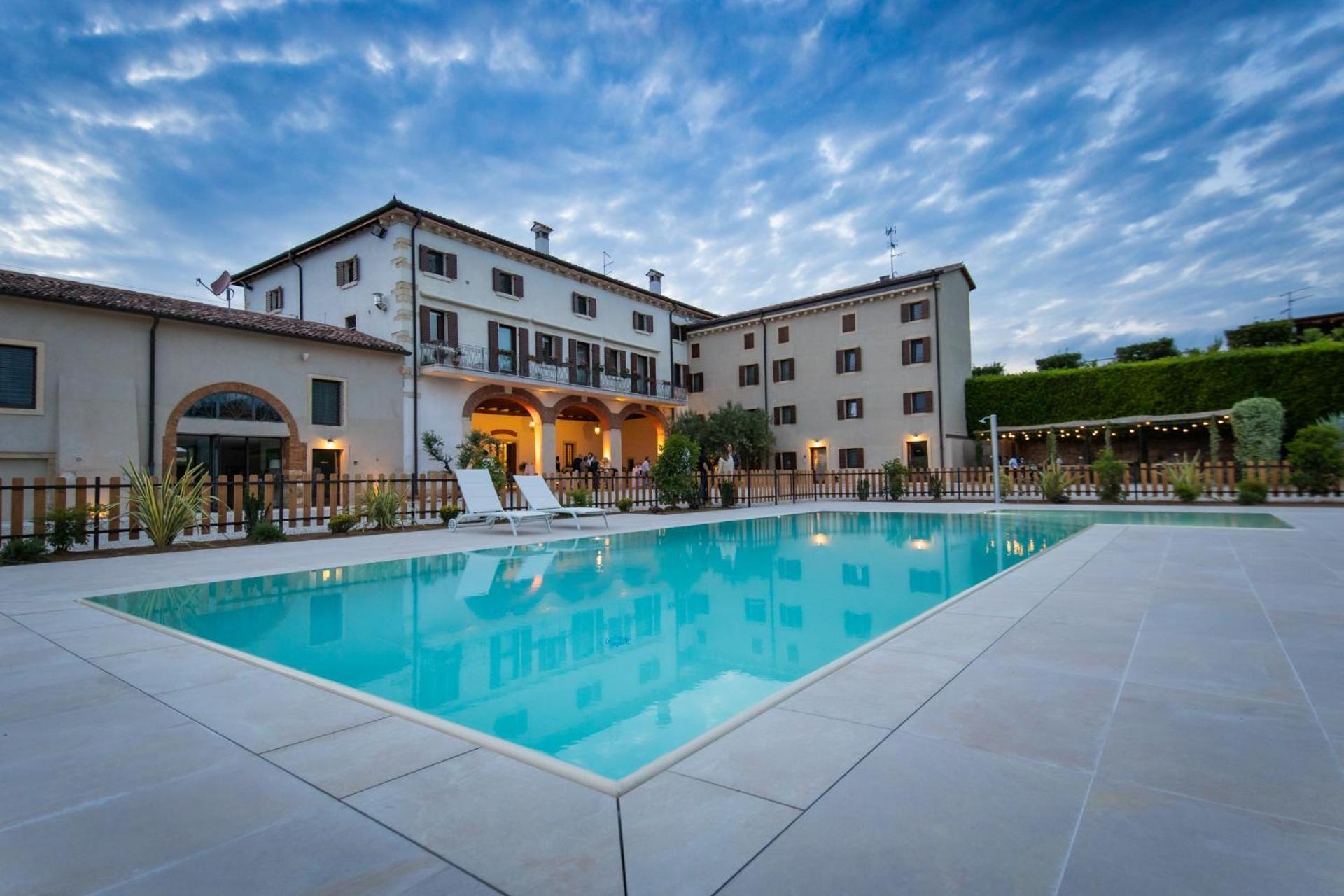 Verdeolivo 1876 - Apartments & Pool Mezzane di Sotto Экстерьер фото